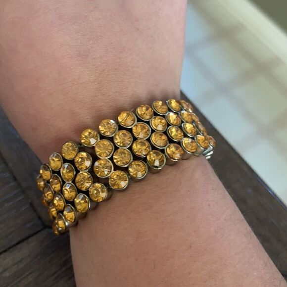 Champagne Stone Elastic Bracelet - Picture 1 of 6